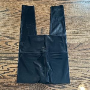 Never Worn Beyond Yoga High Shine Legging